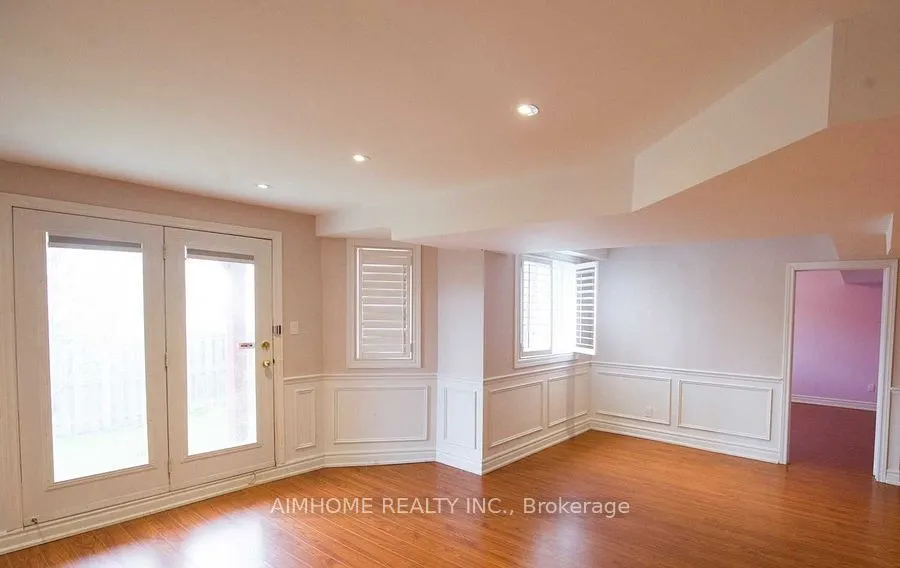 31 Marble Bridge Drive