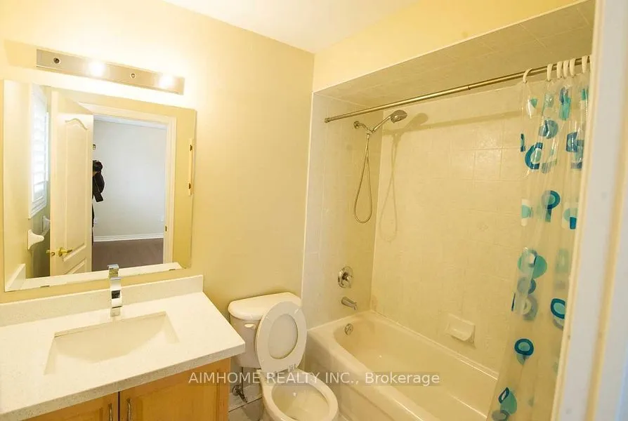 31 Marble Bridge Drive