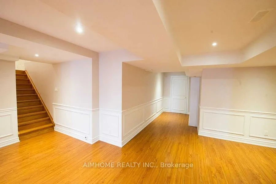 31 Marble Bridge Drive