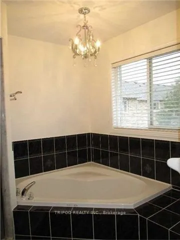 68 Waterton Crescent