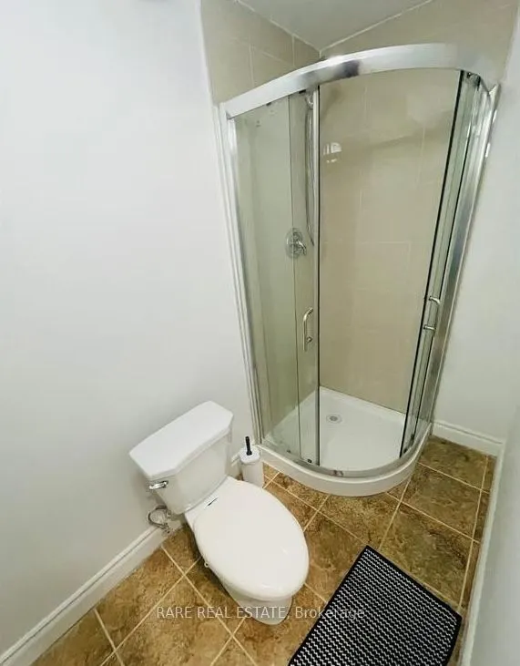 208 Willowbrook Road, #LOWER