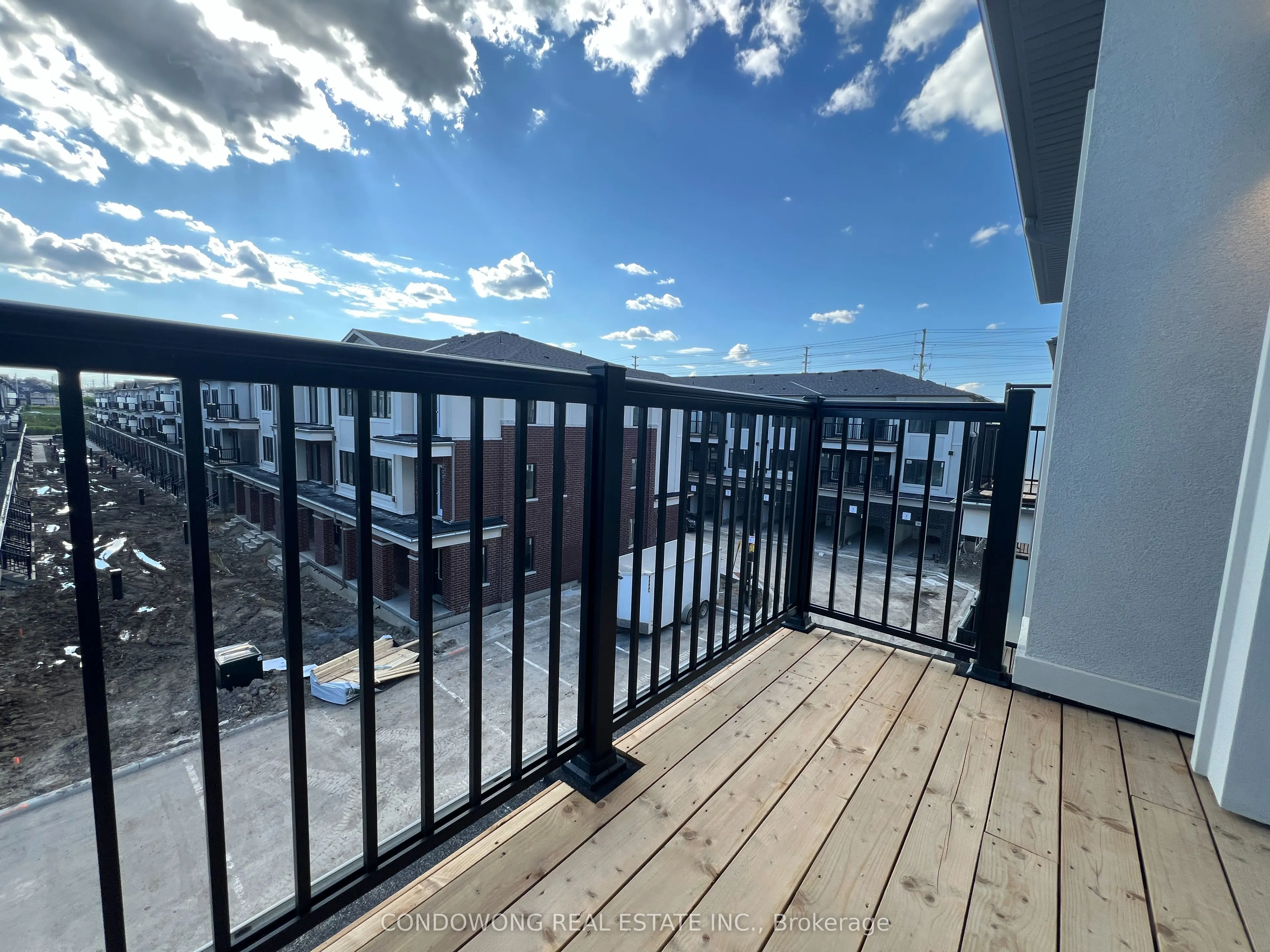 6 Matawin Lane, #141