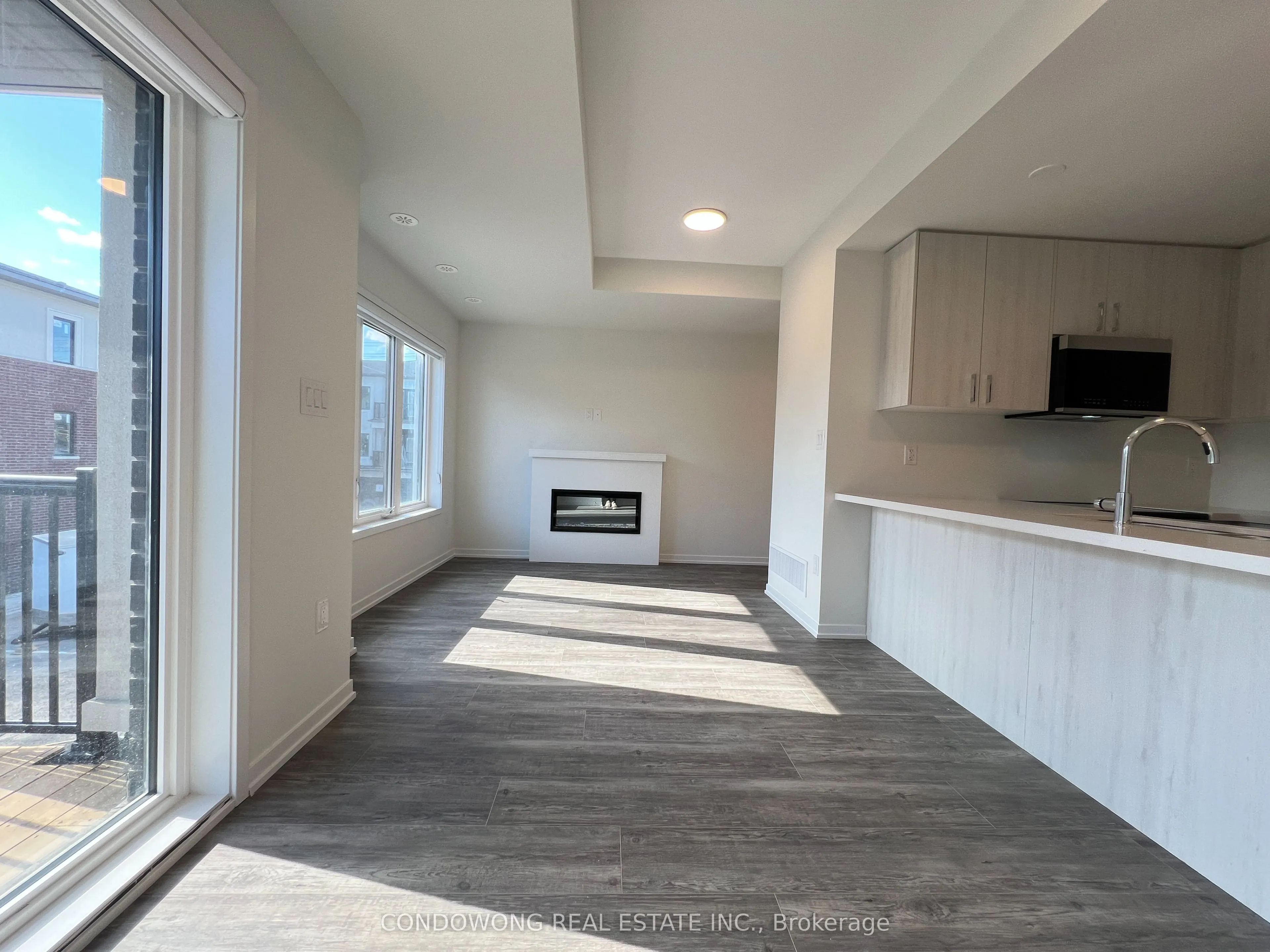 6 Matawin Lane, #141