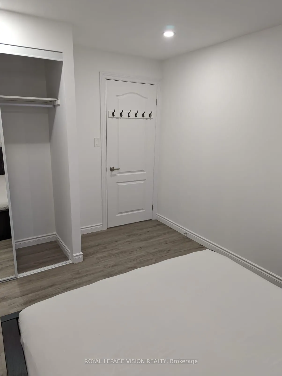 34 Liam Lane, #basement