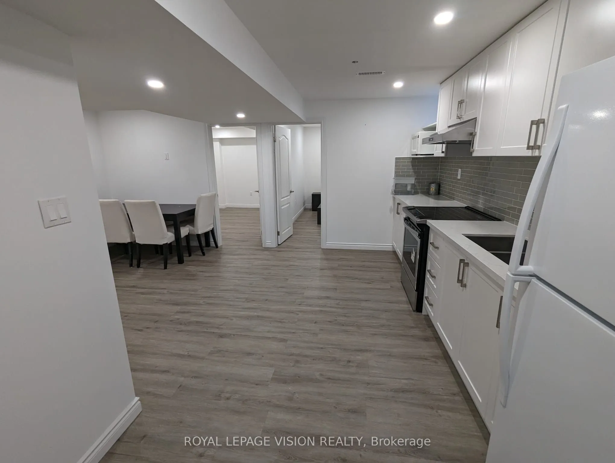 34 Liam Lane, #basement