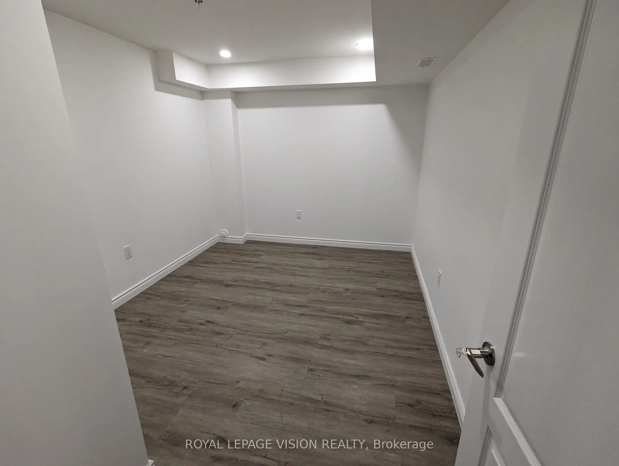 34 Liam Lane, #basement