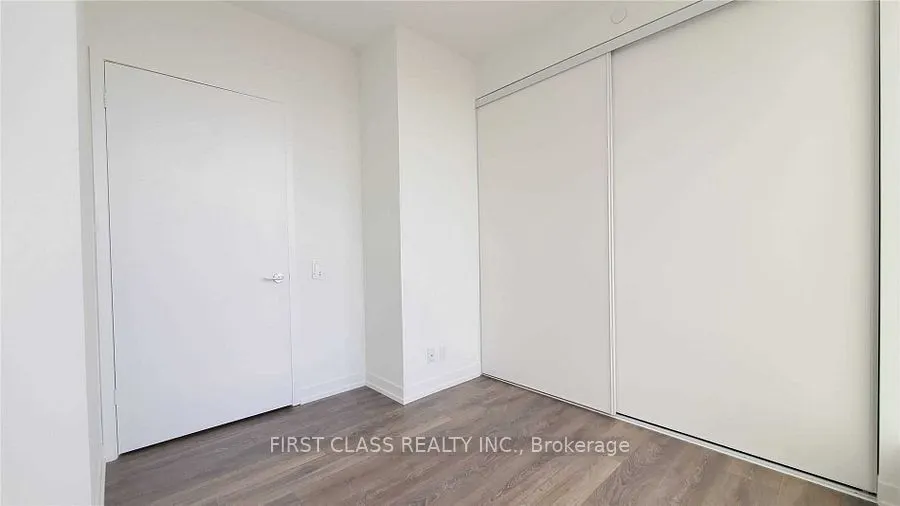 5 Buttermill Avenue, #4302