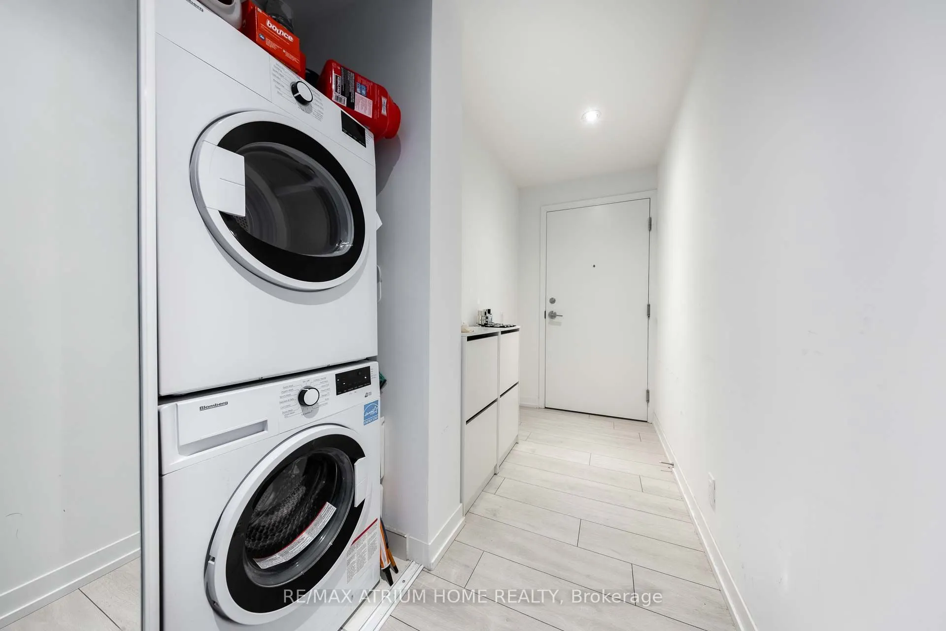 950 Portage Parkway, #2706