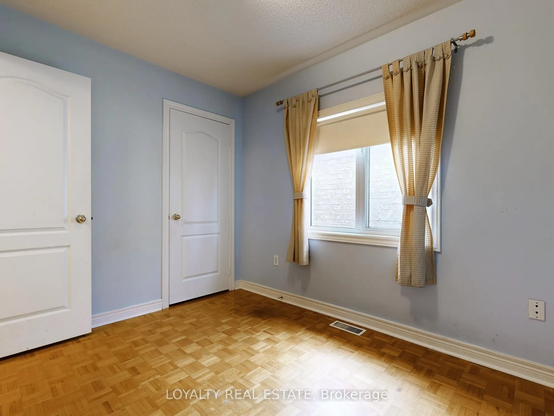 50 Thornton Crescent, #Upper Level