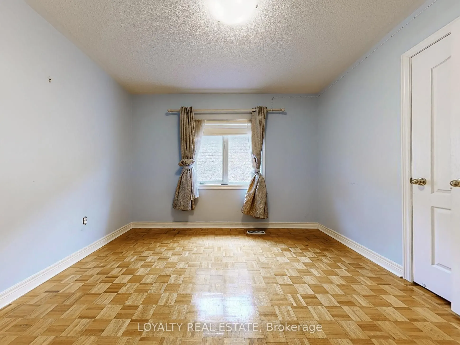 50 Thornton Crescent, #Upper Level