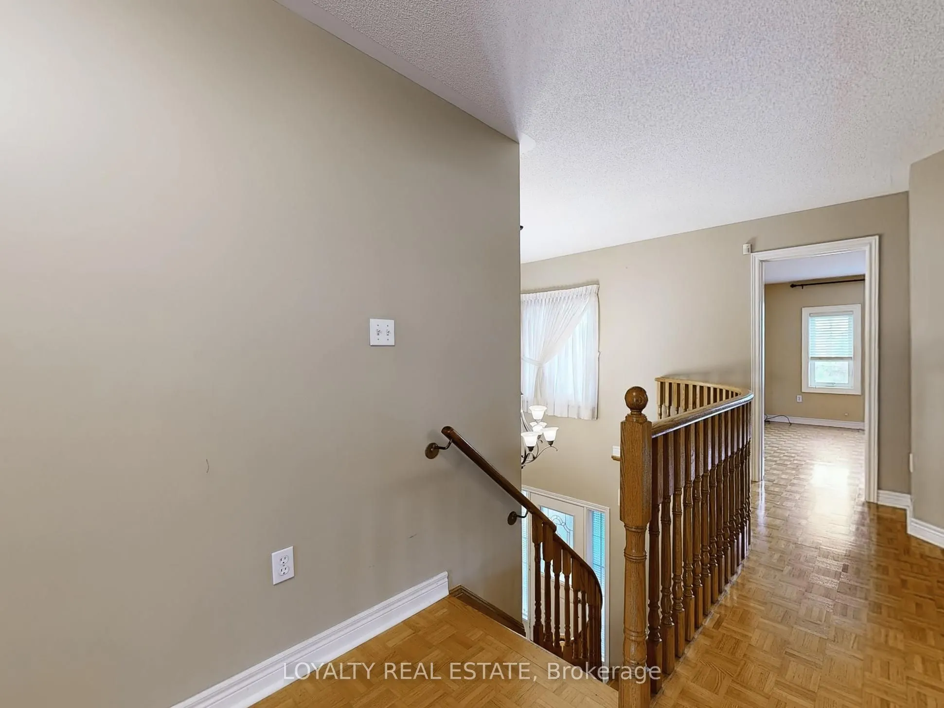 50 Thornton Crescent, #Upper Level