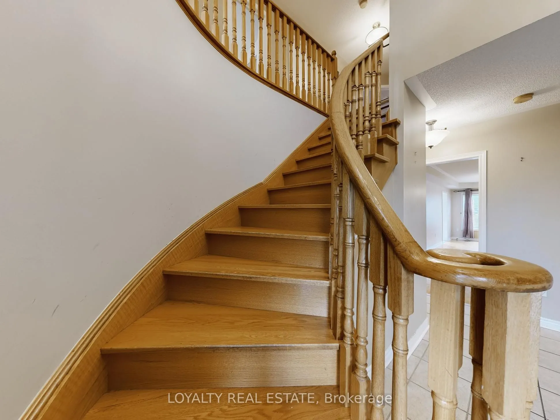 50 Thornton Crescent, #Upper Level