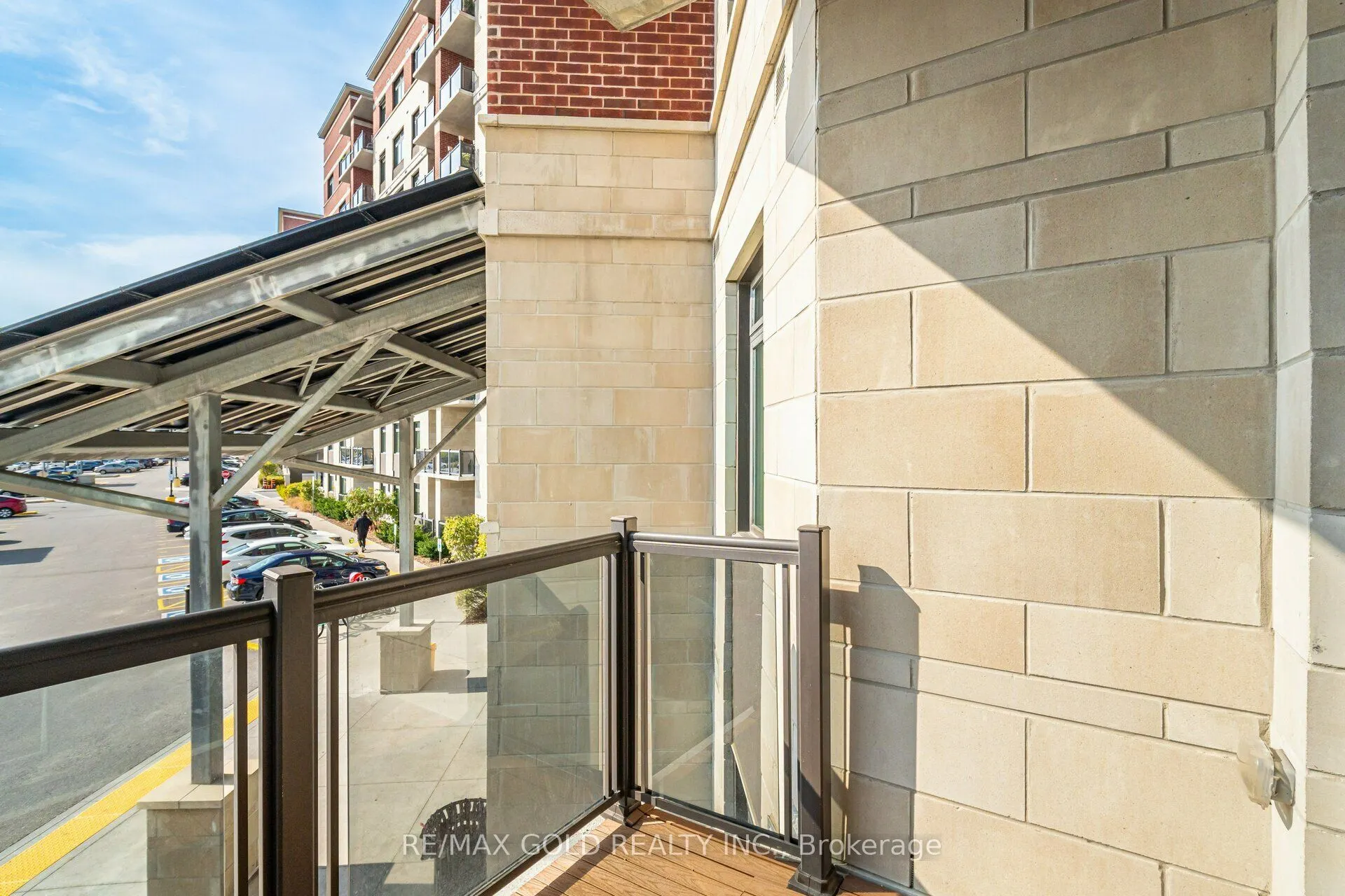 39 New Delhi Drive, #209