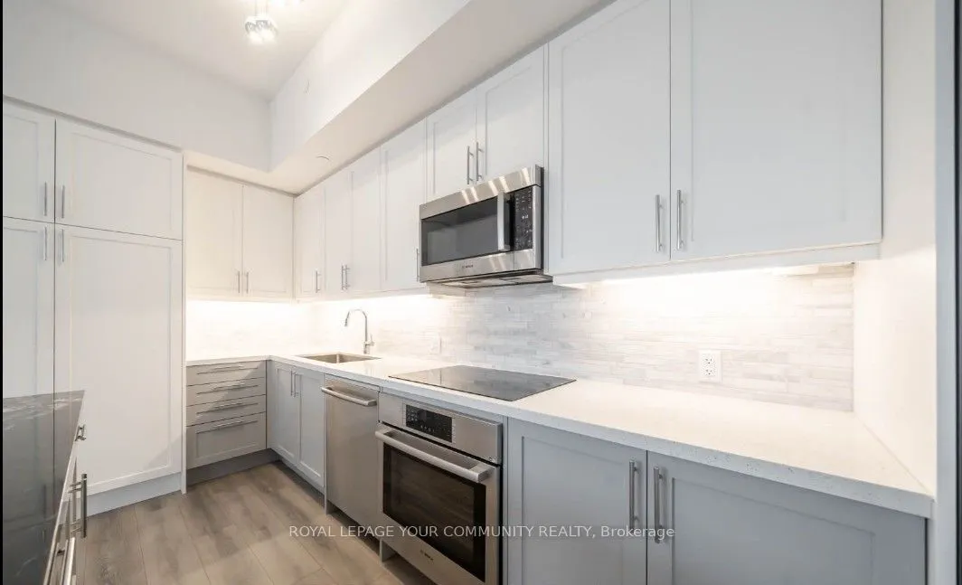 10 Gatineau Drive, #216W