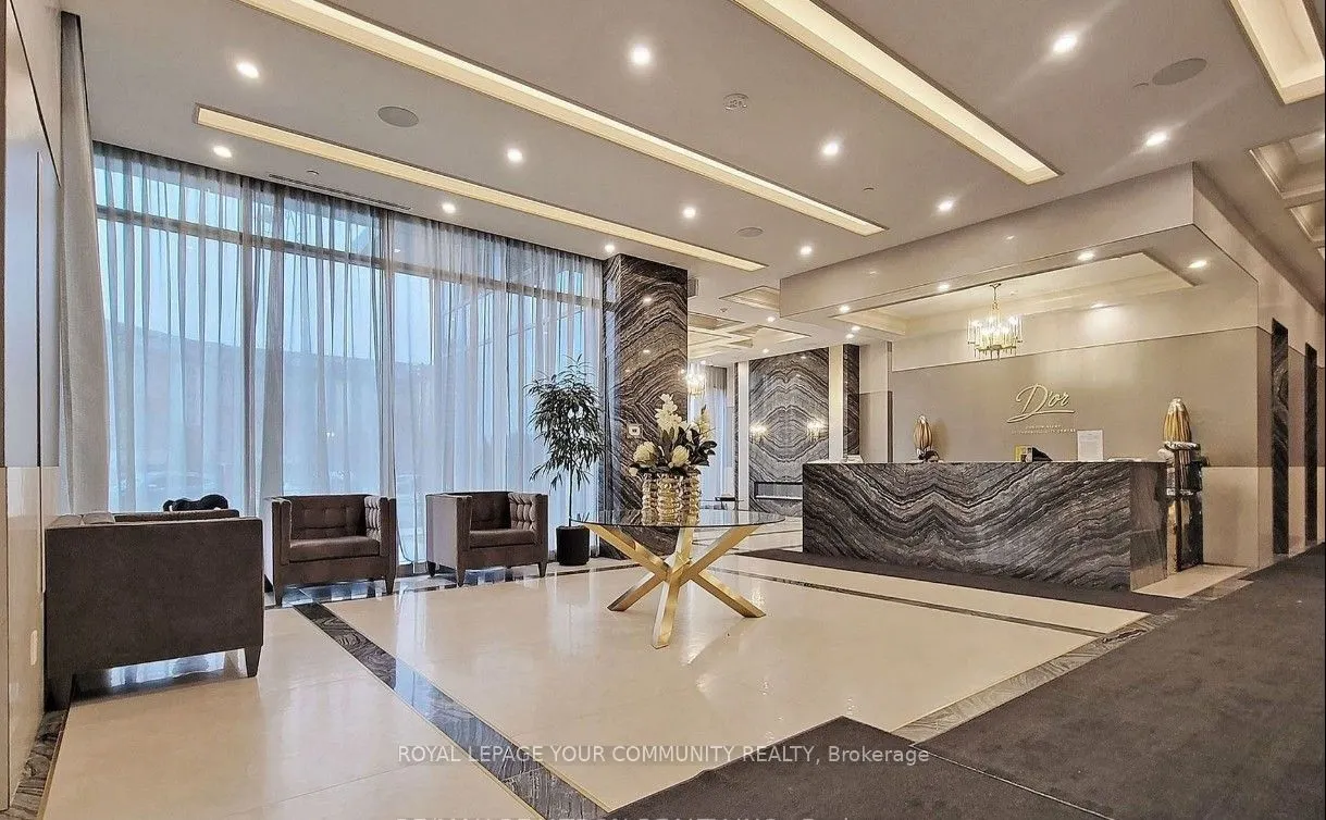 10 Gatineau Drive, #216W