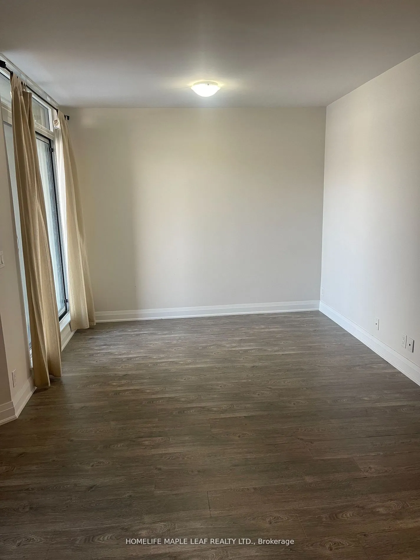 12 Woodstream Boulevard, #514