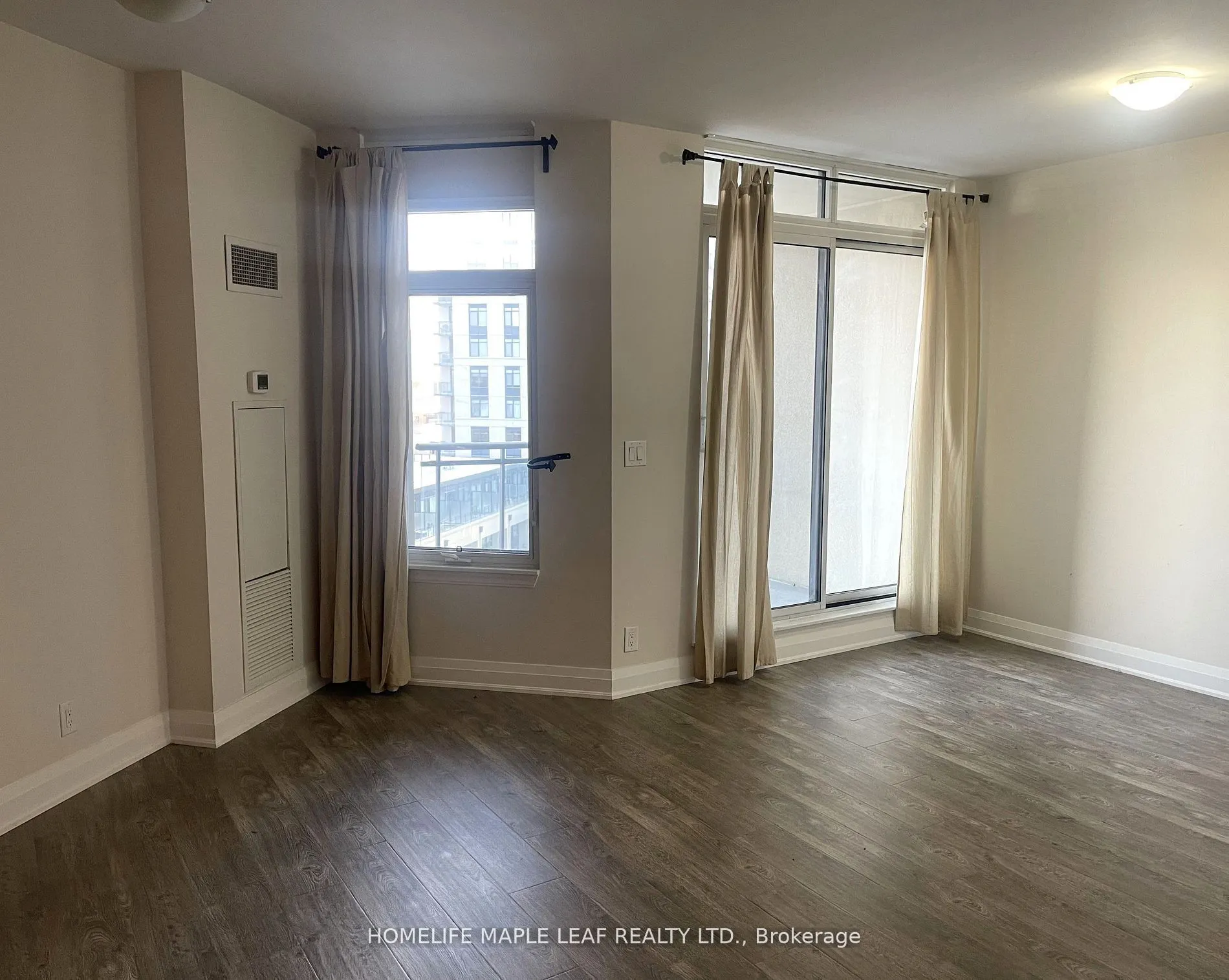 12 Woodstream Boulevard, #514