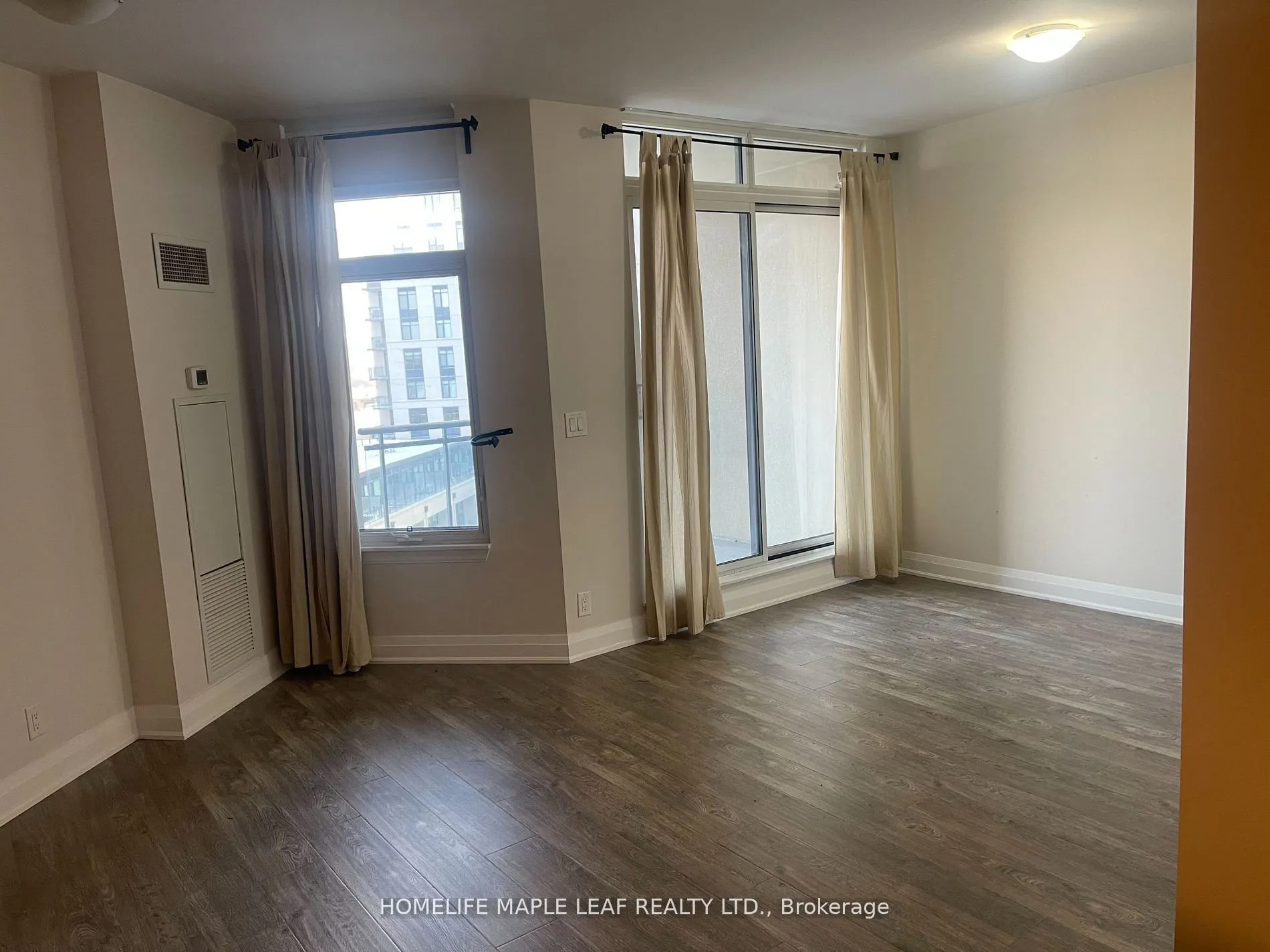 12 Woodstream Boulevard, #514