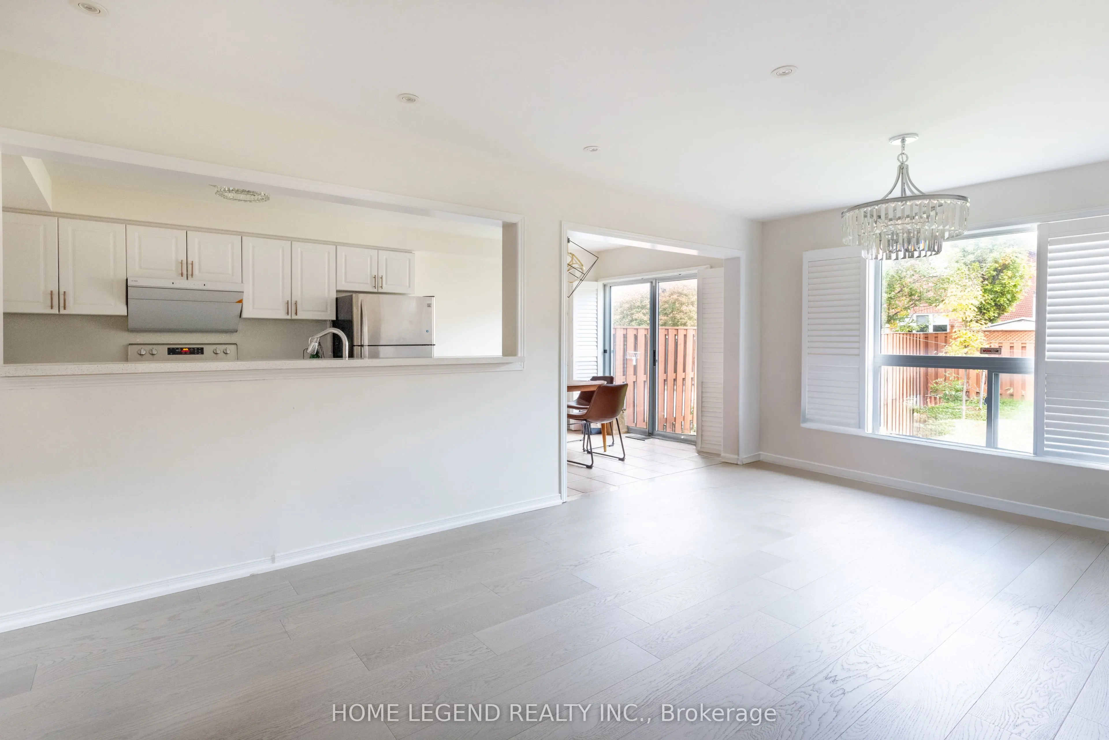 48 Warren Bradley Street