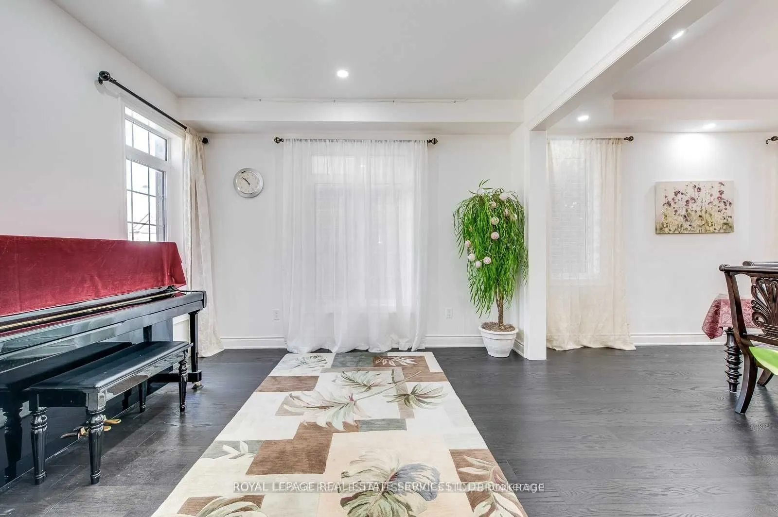 69 Card Lumber Crescent