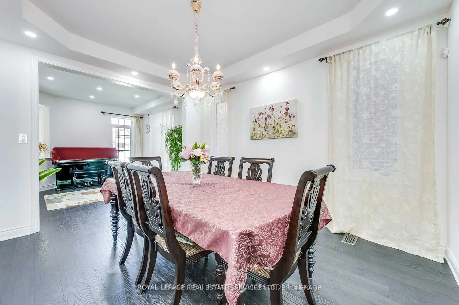 69 Card Lumber Crescent