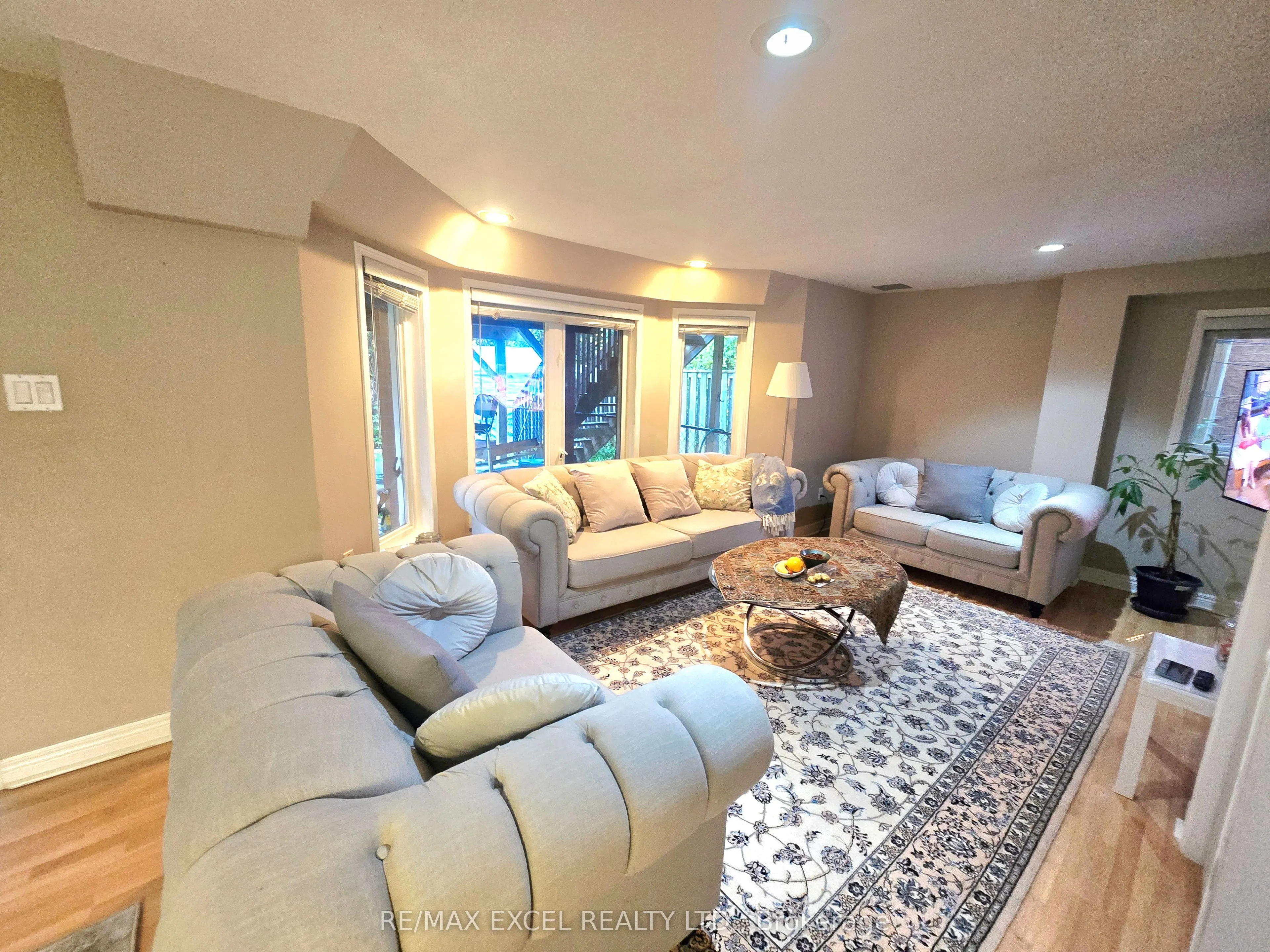 31 Green Meadow Crescent, #Lower Level