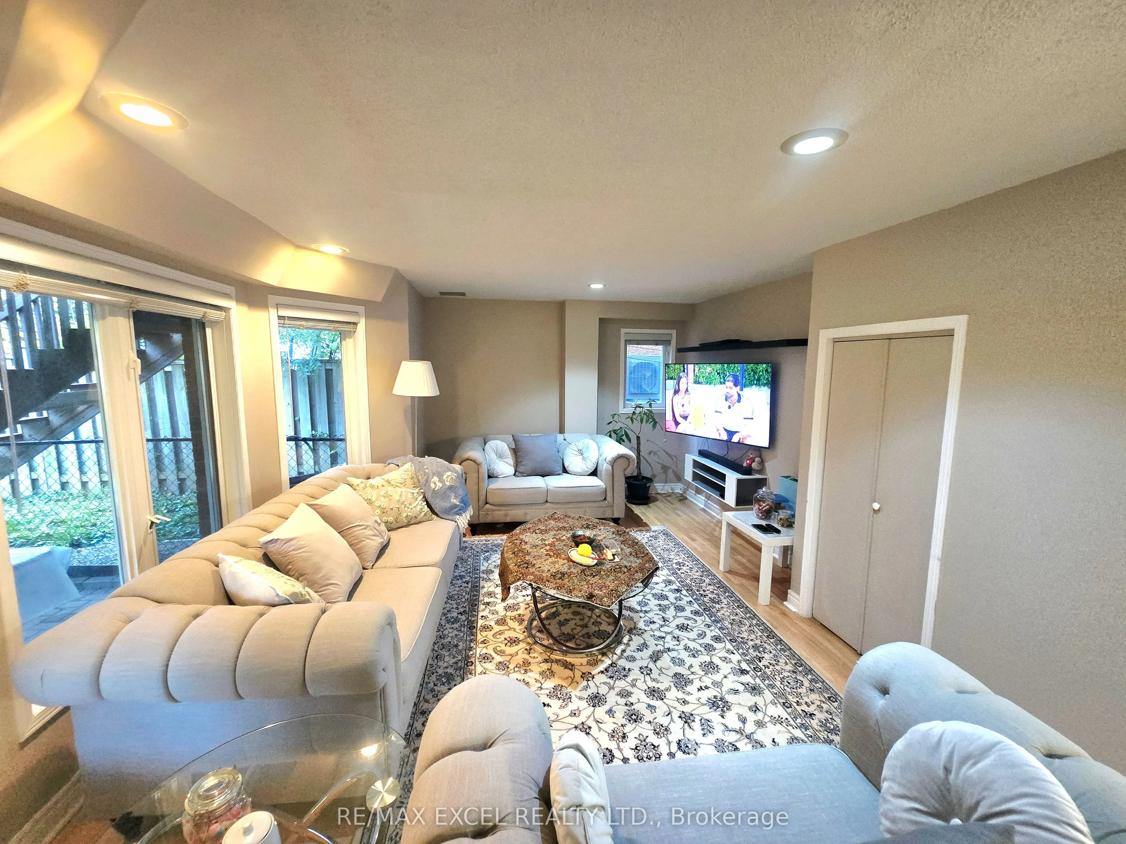 31 Green Meadow Crescent, #Lower Level