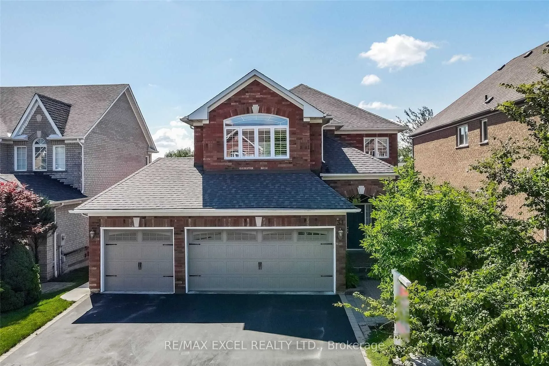 31 Green Meadow Crescent, #Upper Level