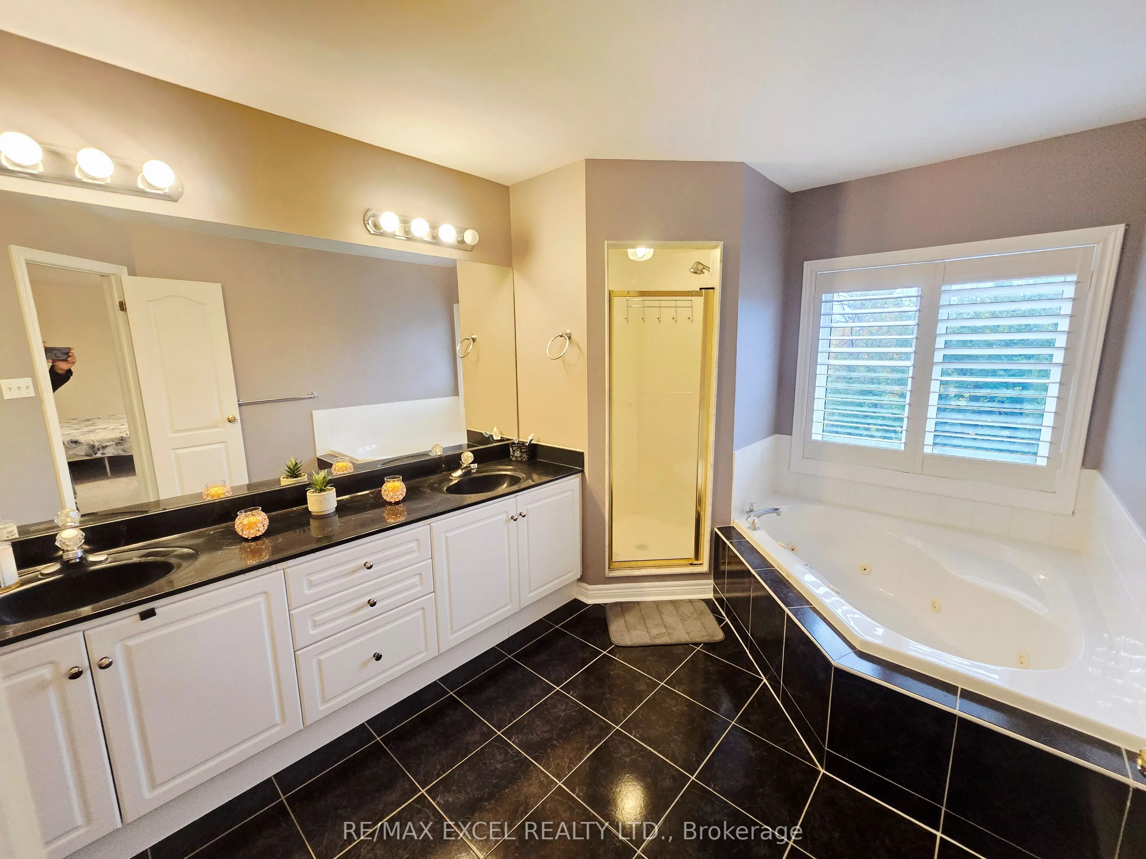 31 Green Meadow Crescent, #Upper Level