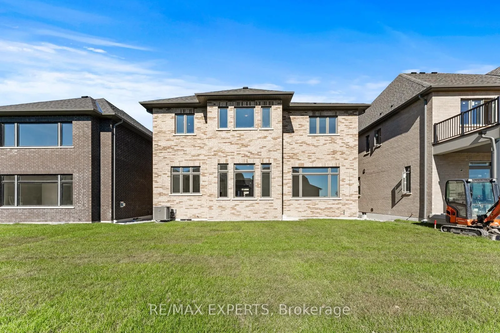 17 Saxby Farm Avenue