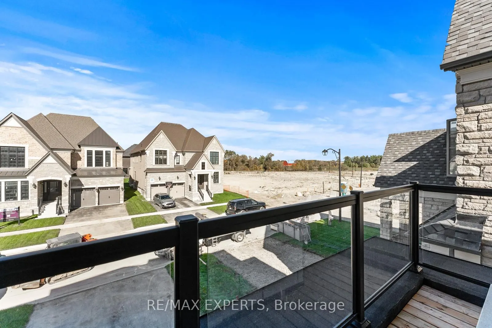 17 Saxby Farm Avenue