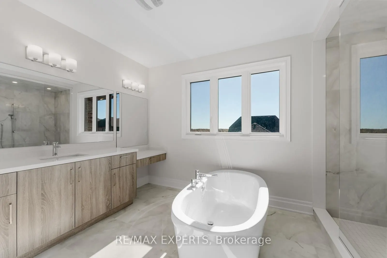 17 Saxby Farm Avenue