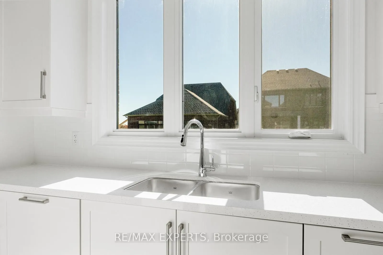 17 Saxby Farm Avenue