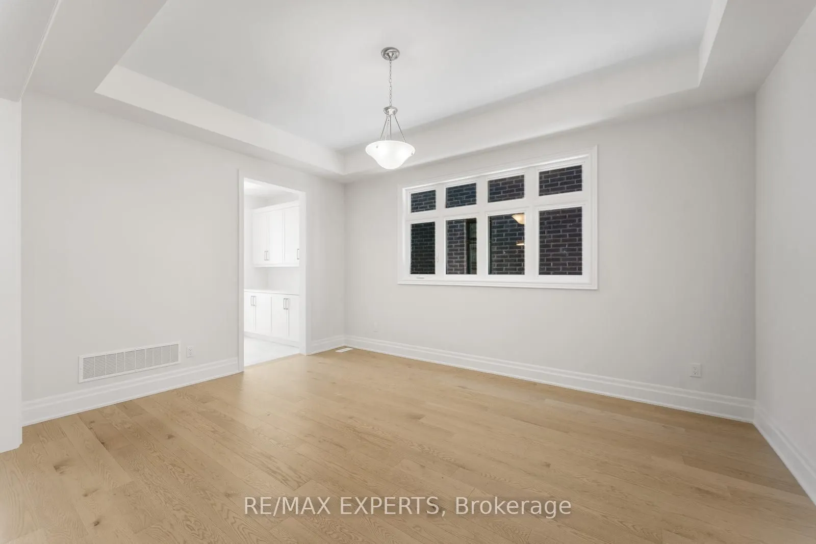 17 Saxby Farm Avenue