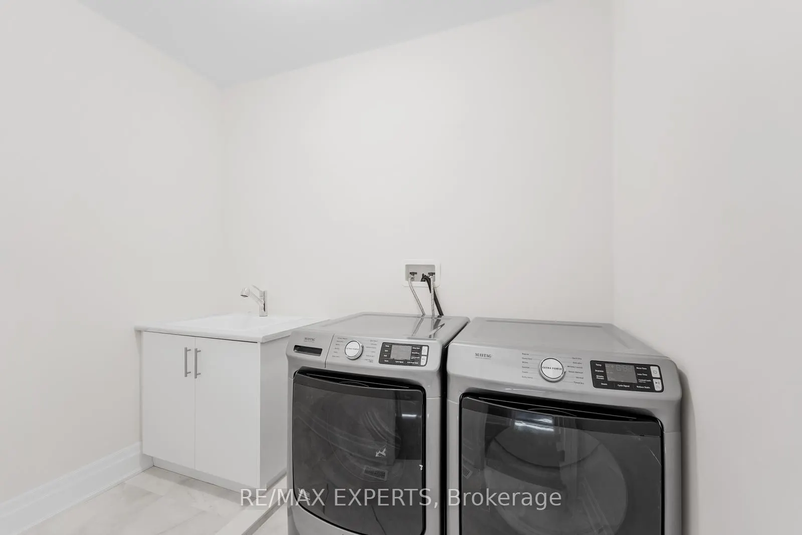 17 Saxby Farm Avenue