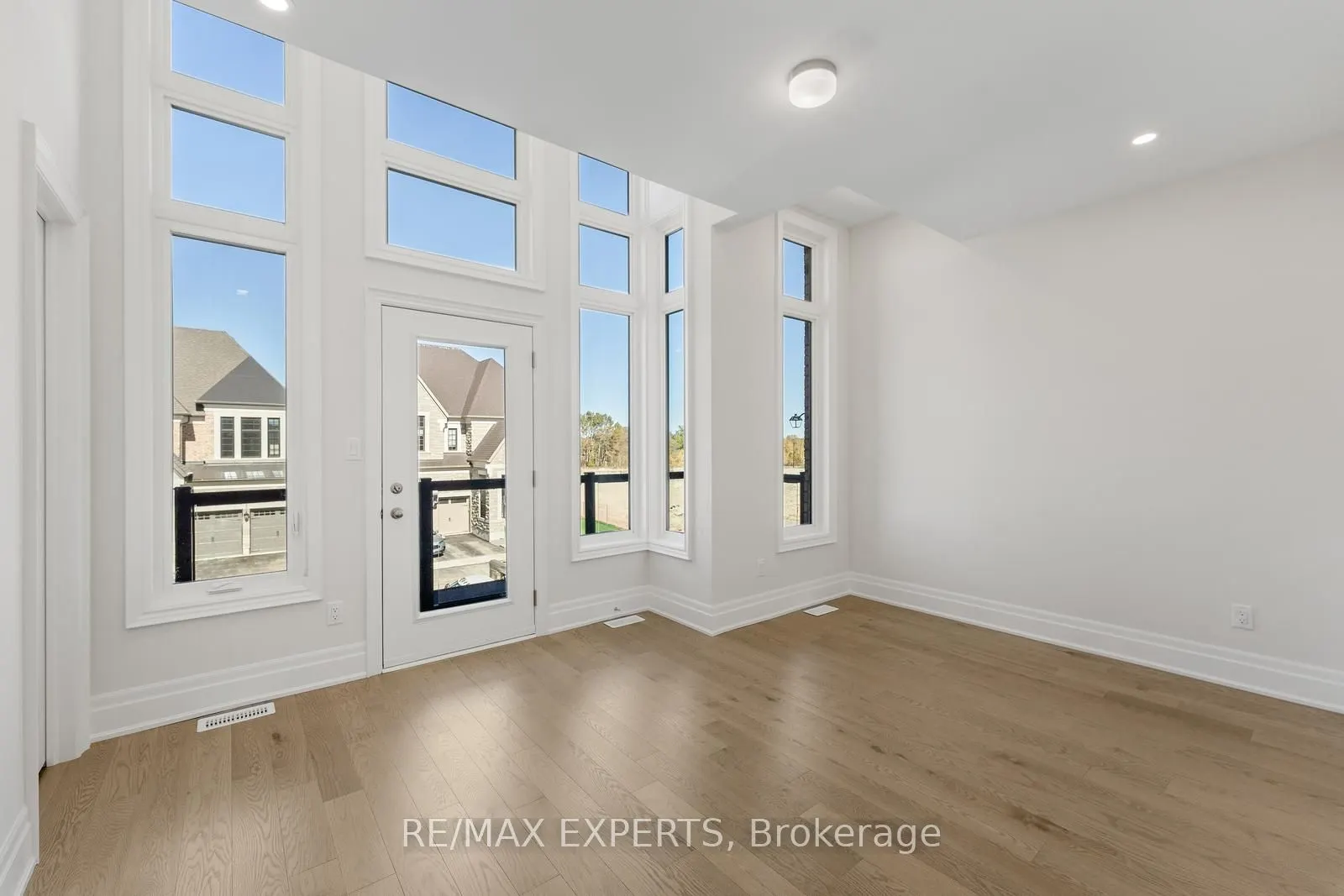 17 Saxby Farm Avenue