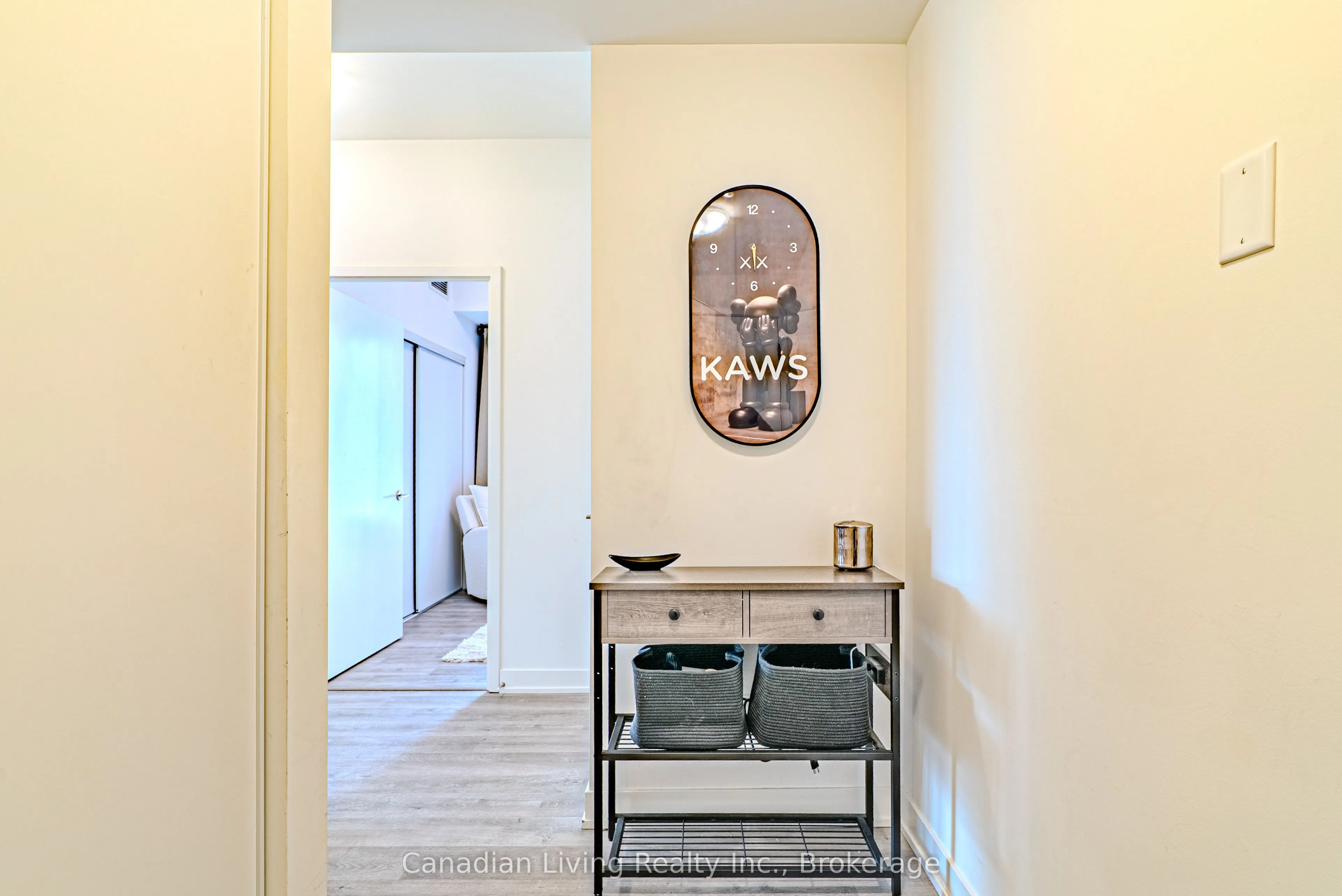 8119 Birchmount Road, #827