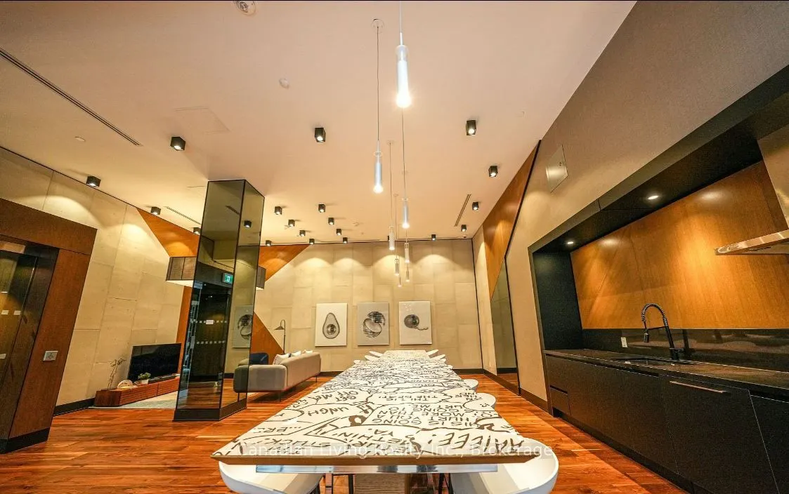 8119 Birchmount Road, #827