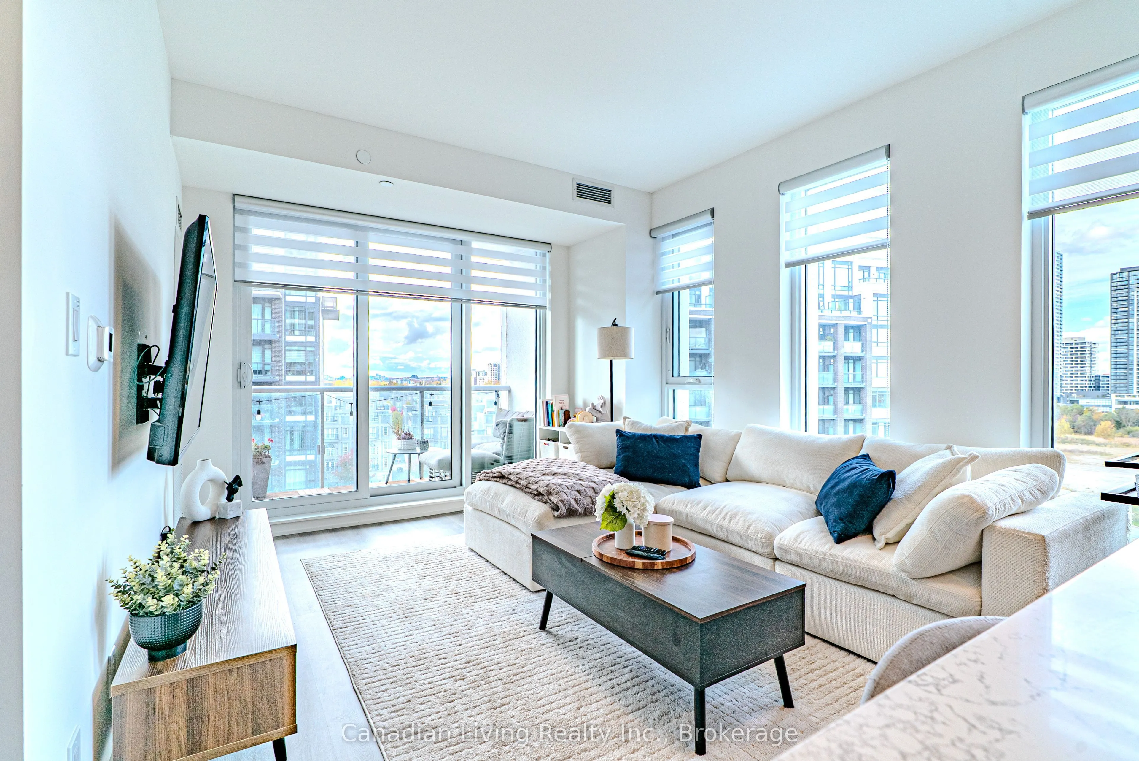 8119 Birchmount Road, #827