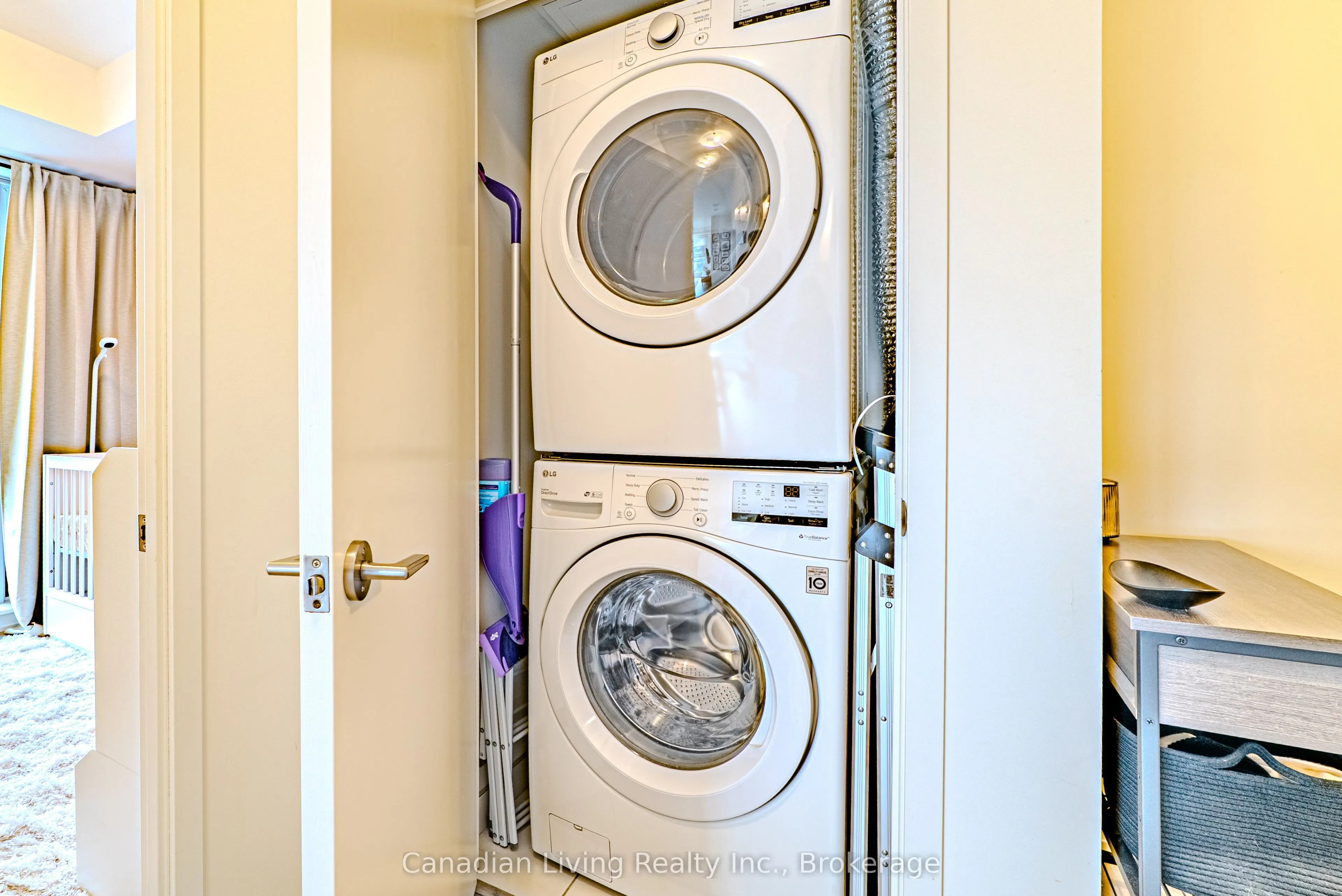 8119 Birchmount Road, #827