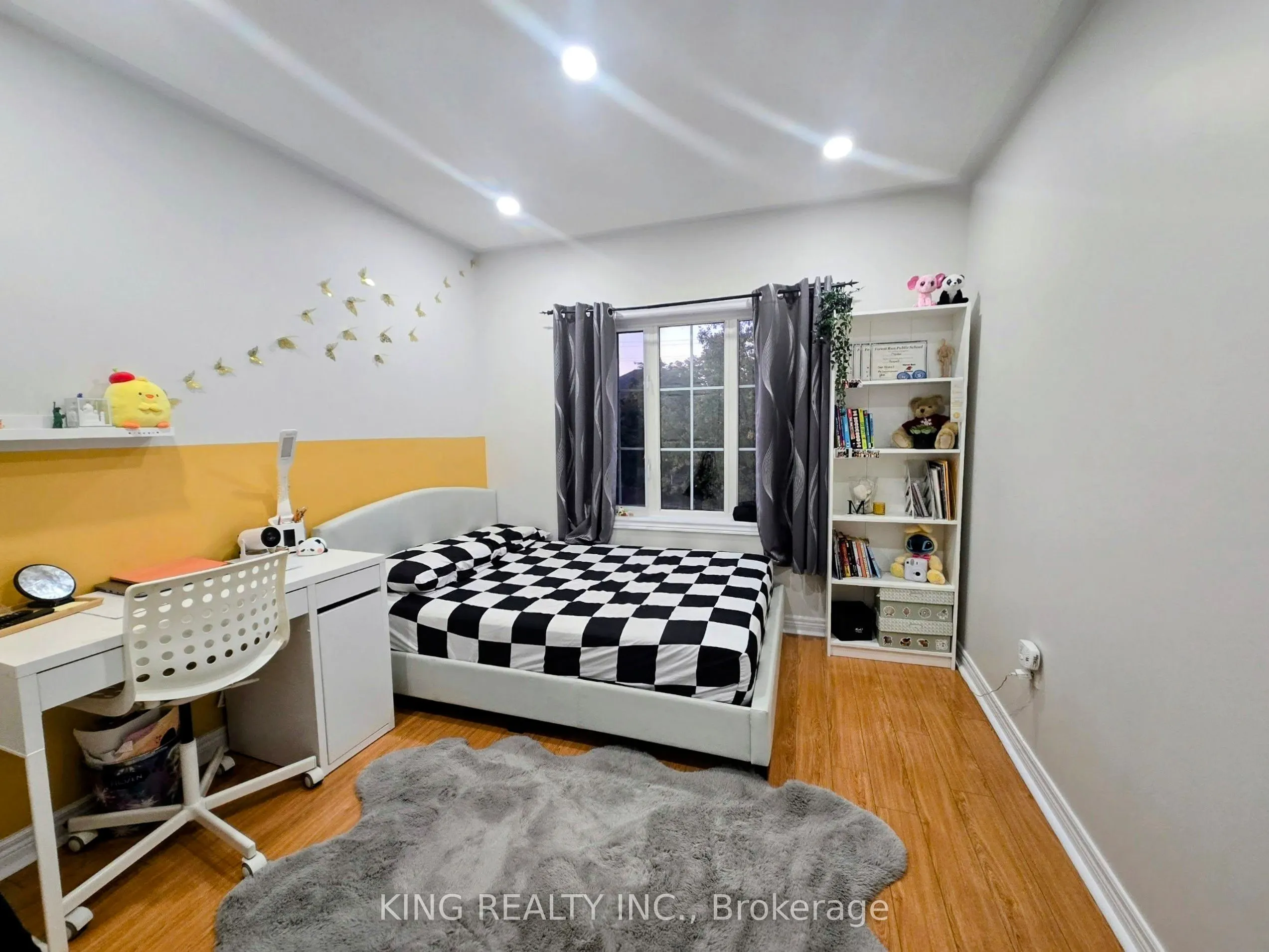 131 Royal Appian Crescent