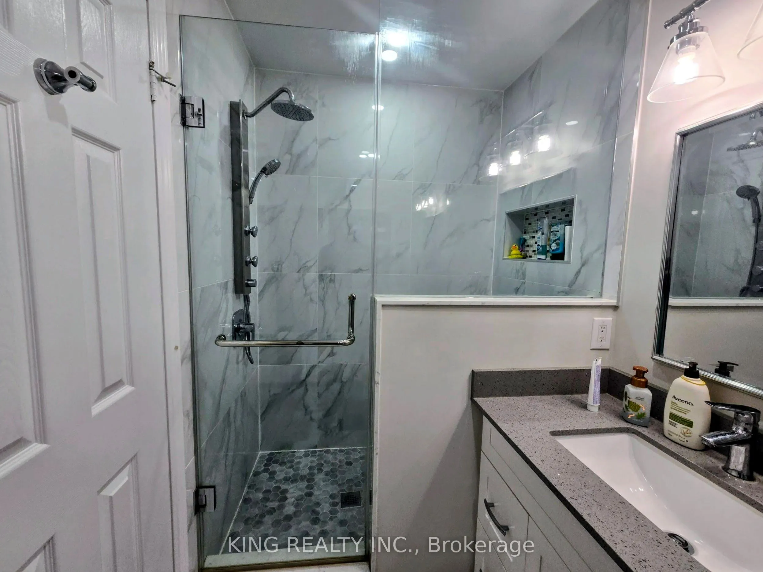 131 Royal Appian Crescent