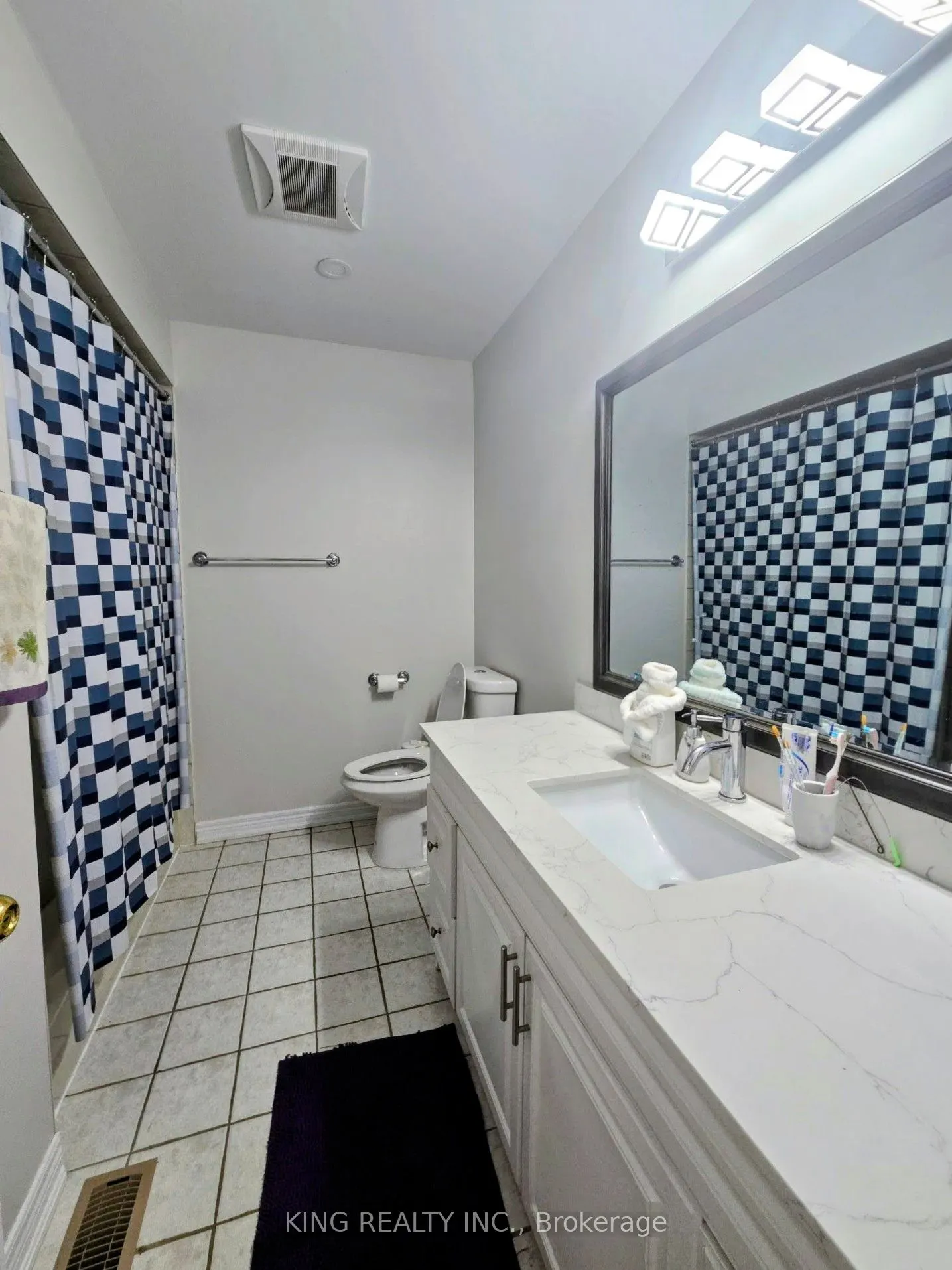 131 Royal Appian Crescent