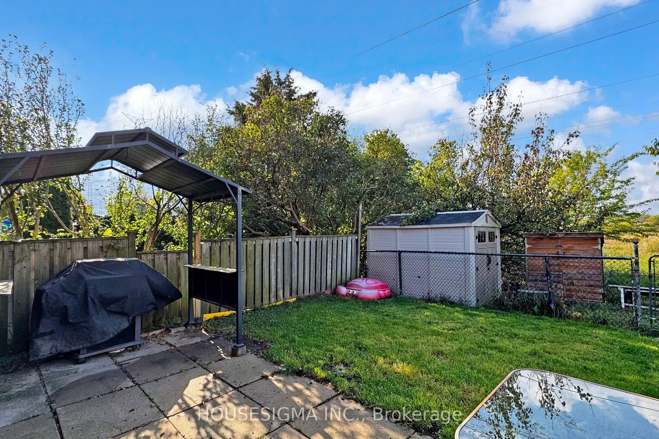 54 Oakmount Crescent