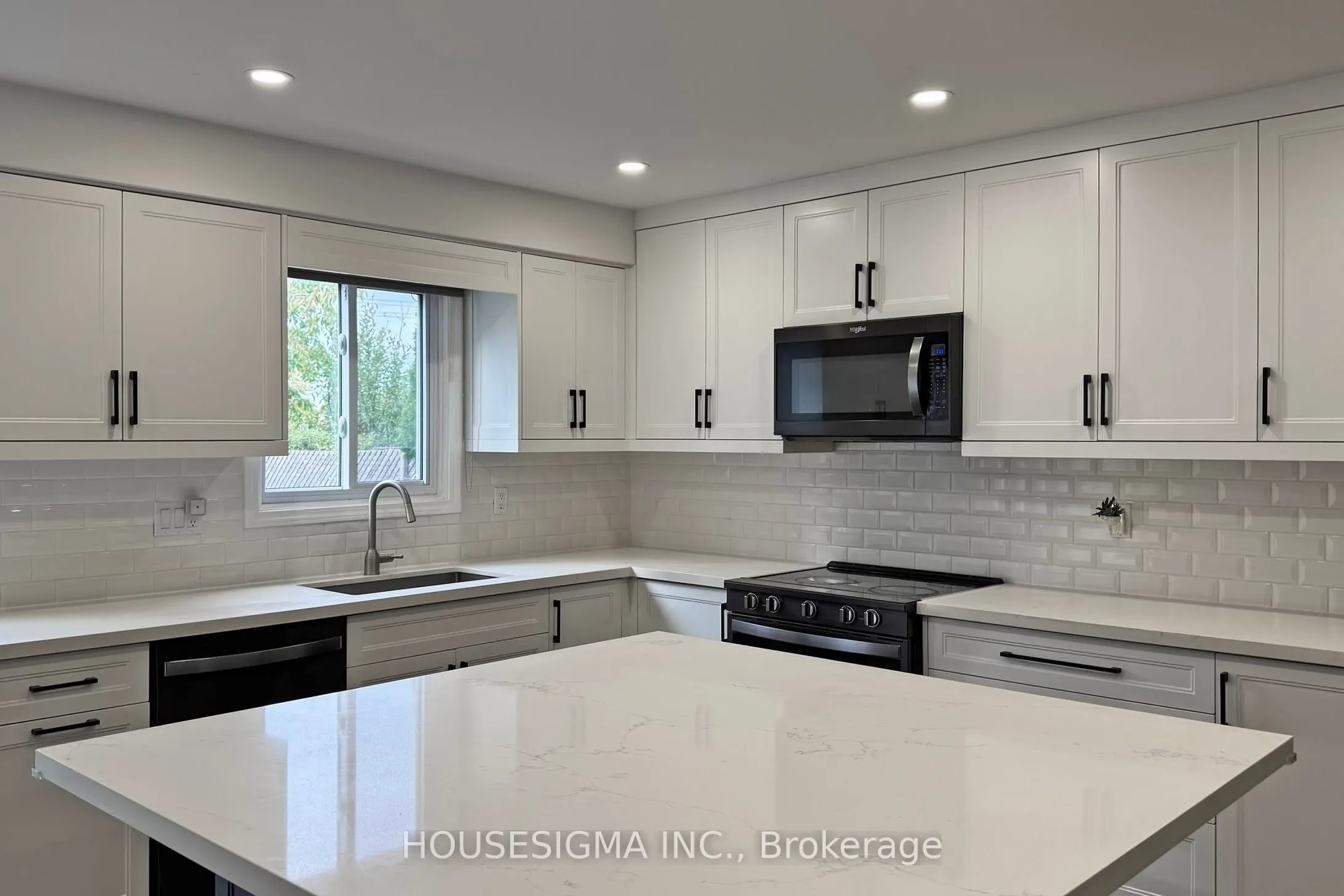 54 Oakmount Crescent