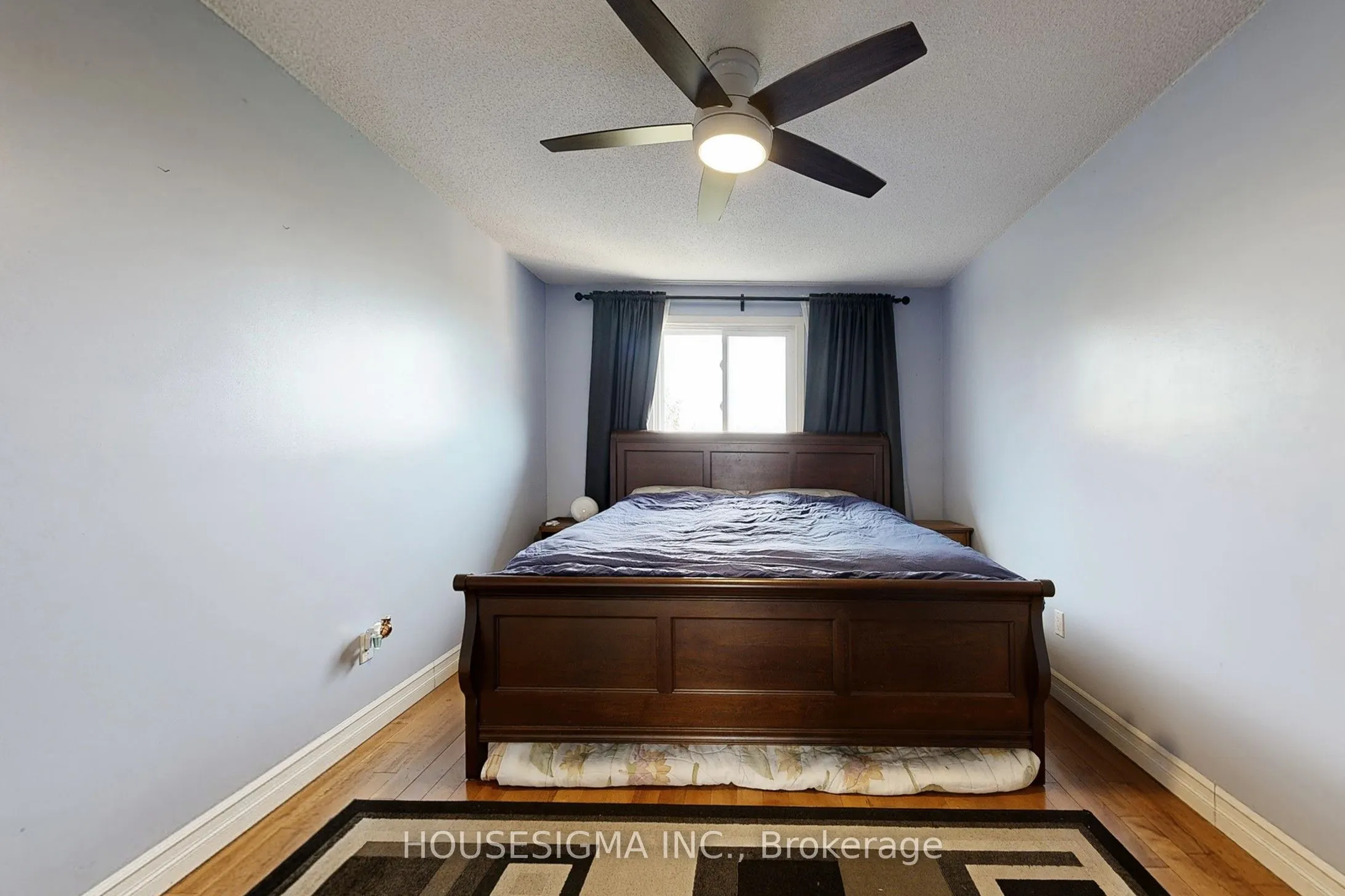 54 Oakmount Crescent