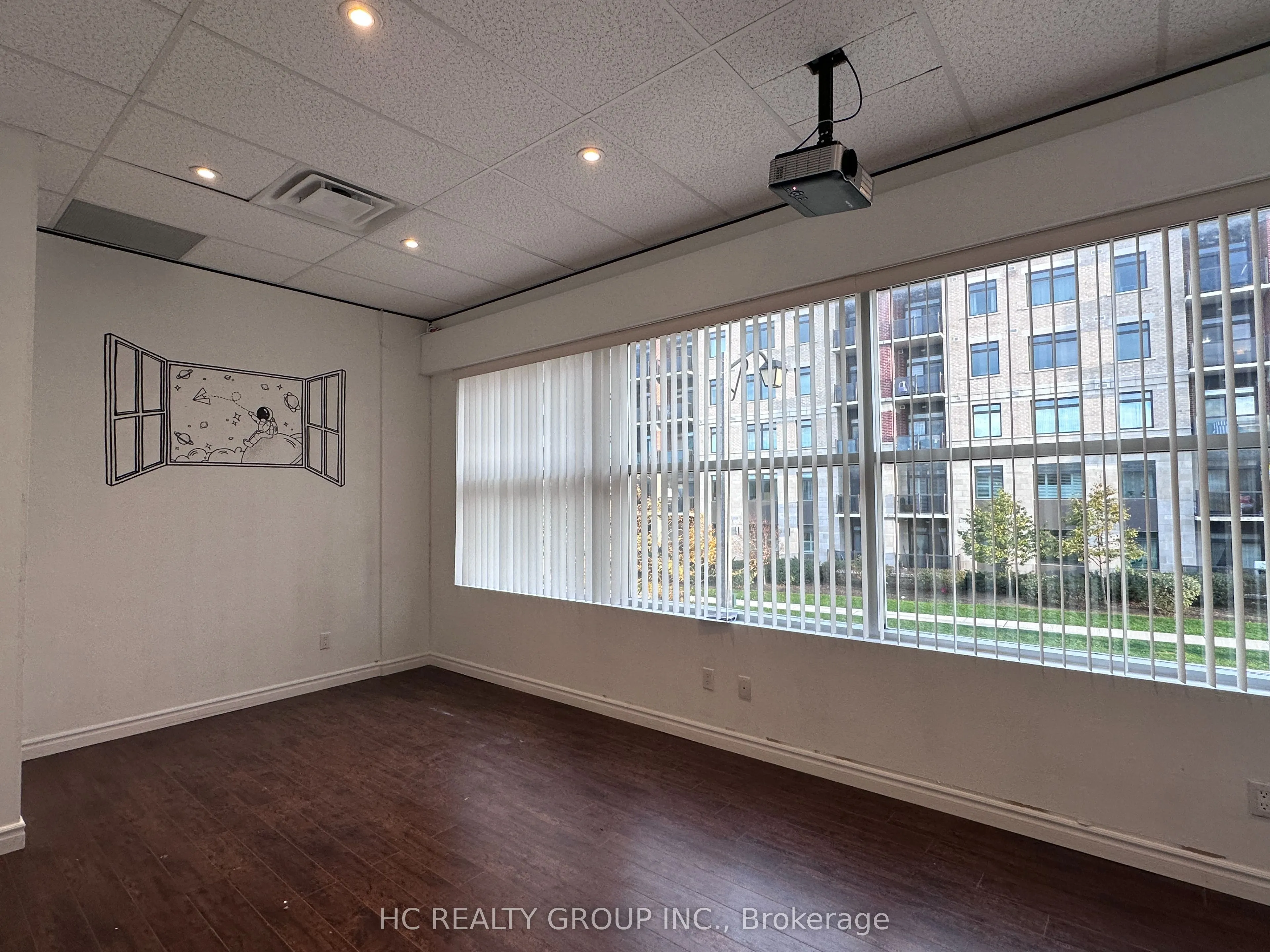 40 New Delhi Drive, #109