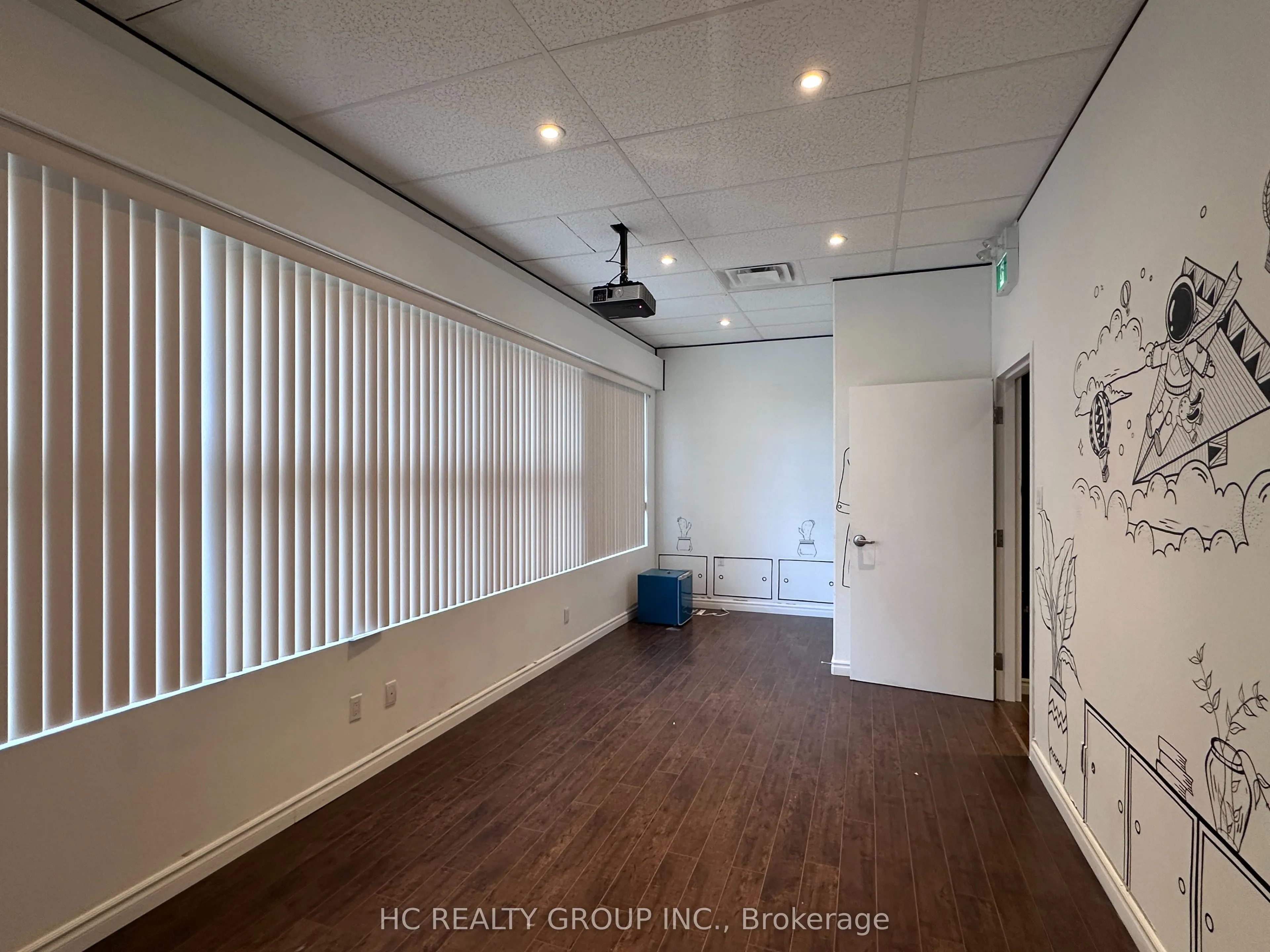 40 New Delhi Drive, #109