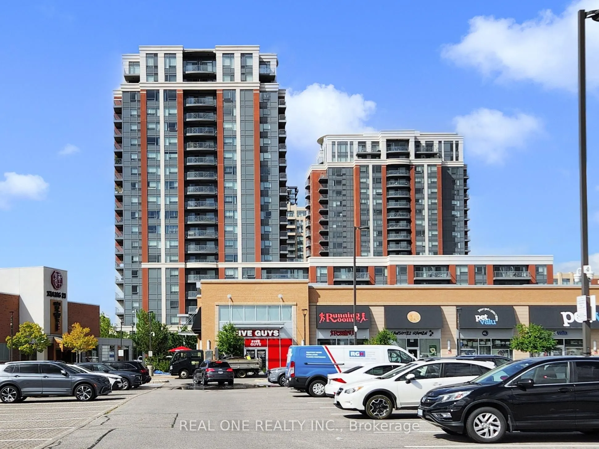 1 Uptown Drive, ##306