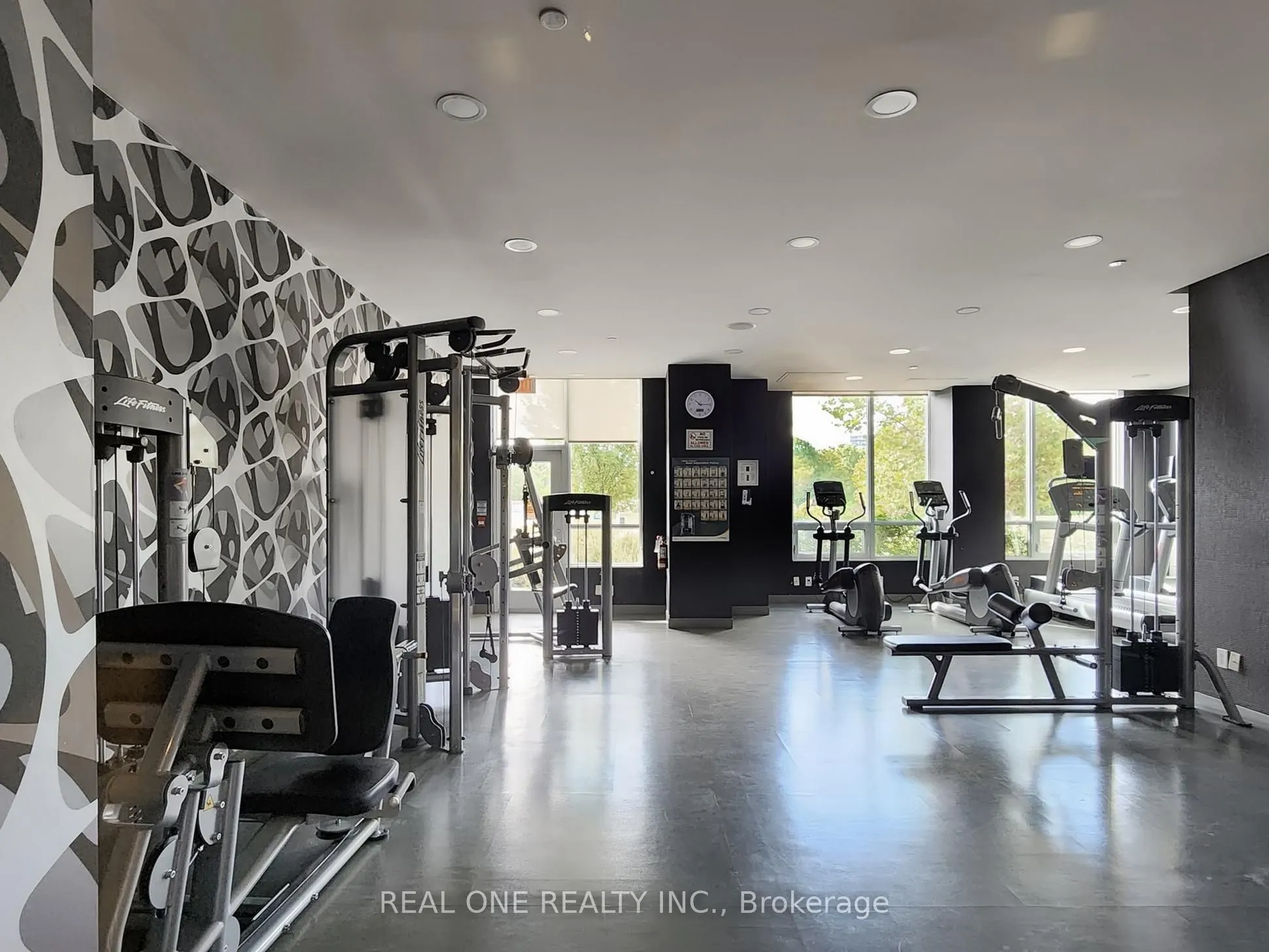 1 Uptown Drive, ##306